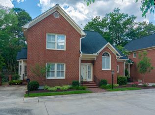 4 Cameron Ct, Columbia, SC 29205