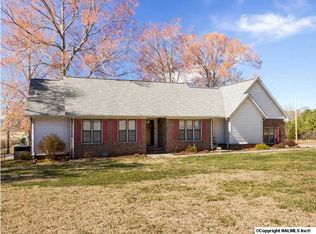 108 Candlestand Cir, Gurley, AL 35748