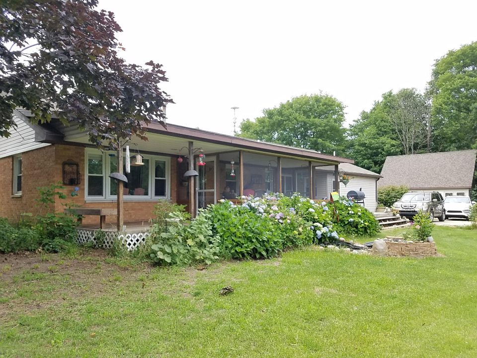 1st image of 1473 Lakeshore Dr