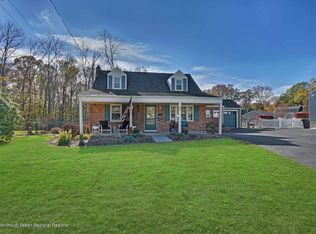 89 Alameda Ct, Shrewsbury, NJ