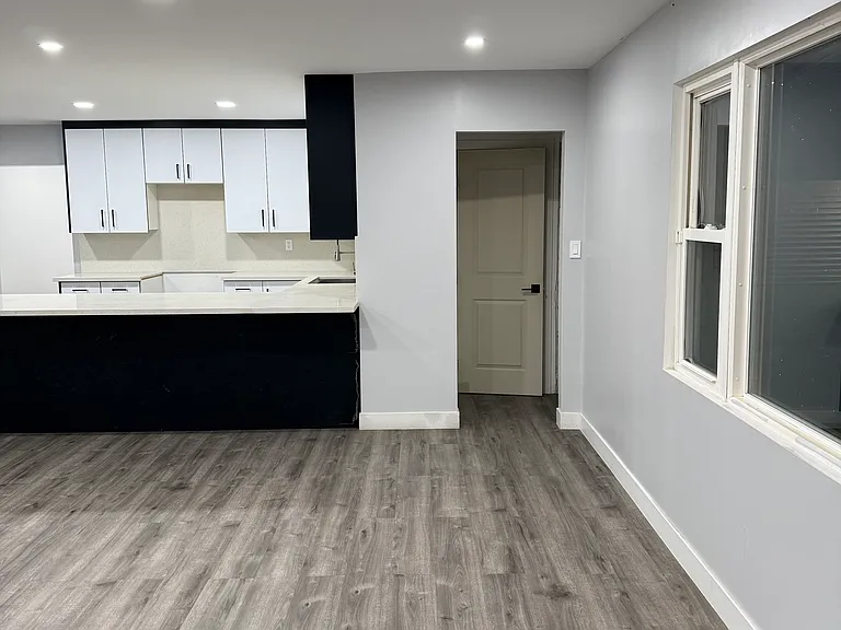 2321 W Avenue M4 — Photo 7
