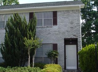 621 Wassamassaw Rd APT D, Summerville, SC 29483