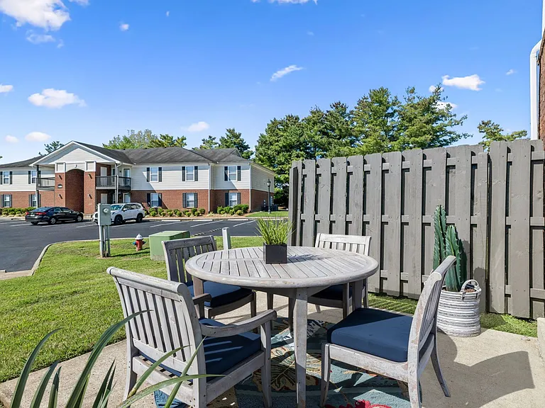 Two Bedroom B - 2 Bed / 1.5 Bath - 1,050 Sq.Ft.