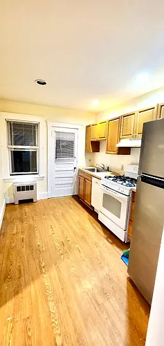43 Eddie St #2R Photo 1