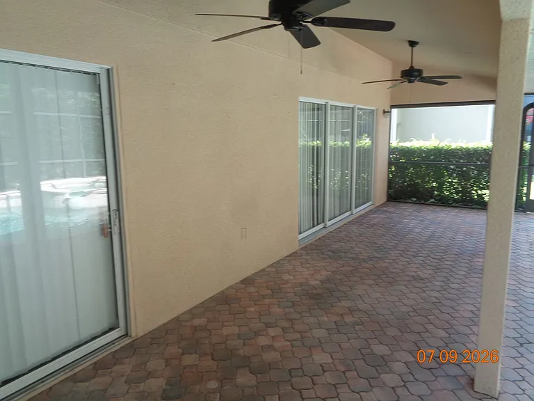1409 Bent Oaks Blvd — Photo 5