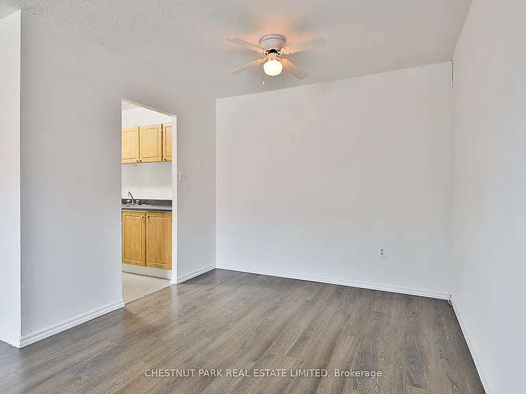 900 Glen St #215 — Photo 13