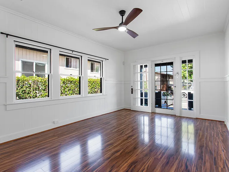1009 2nd Ave — Photo 3