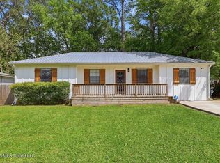 116 Oak Park Dr, Pearl, MS 39208