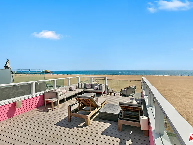 1341 Palisades Beach Rd — Photo 58
