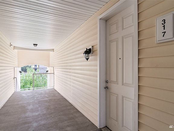 3rd image of 18527 101st Avenue Ct E Unit 317