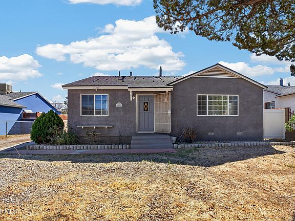 3rd image of 1302 E Avenue R #2