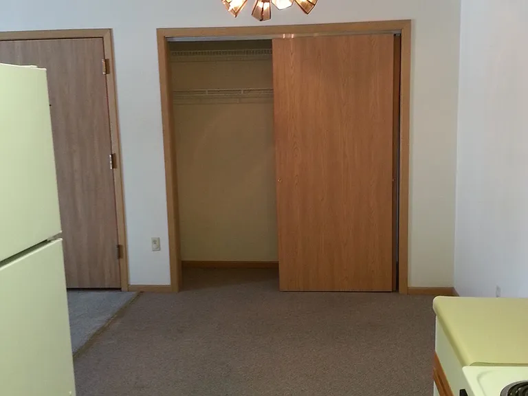 3430 E Court St — Photo 5