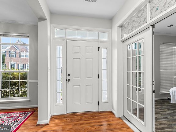 4th image of 43287 Markham Pl