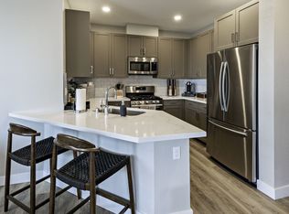 Parador Town Homes, Clovis, CA 93611
