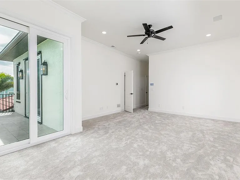 4 Paradise Ln — Photo 36