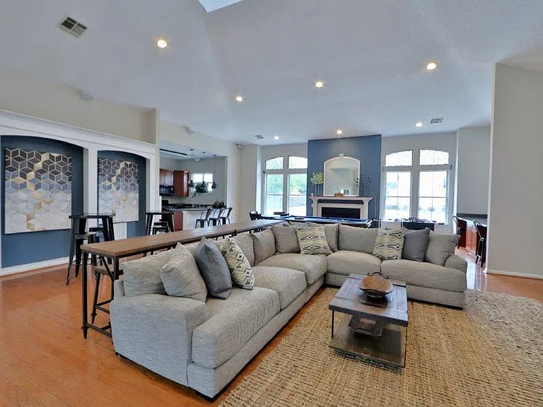 The Apartments at Diamond Ridge — Photo 16