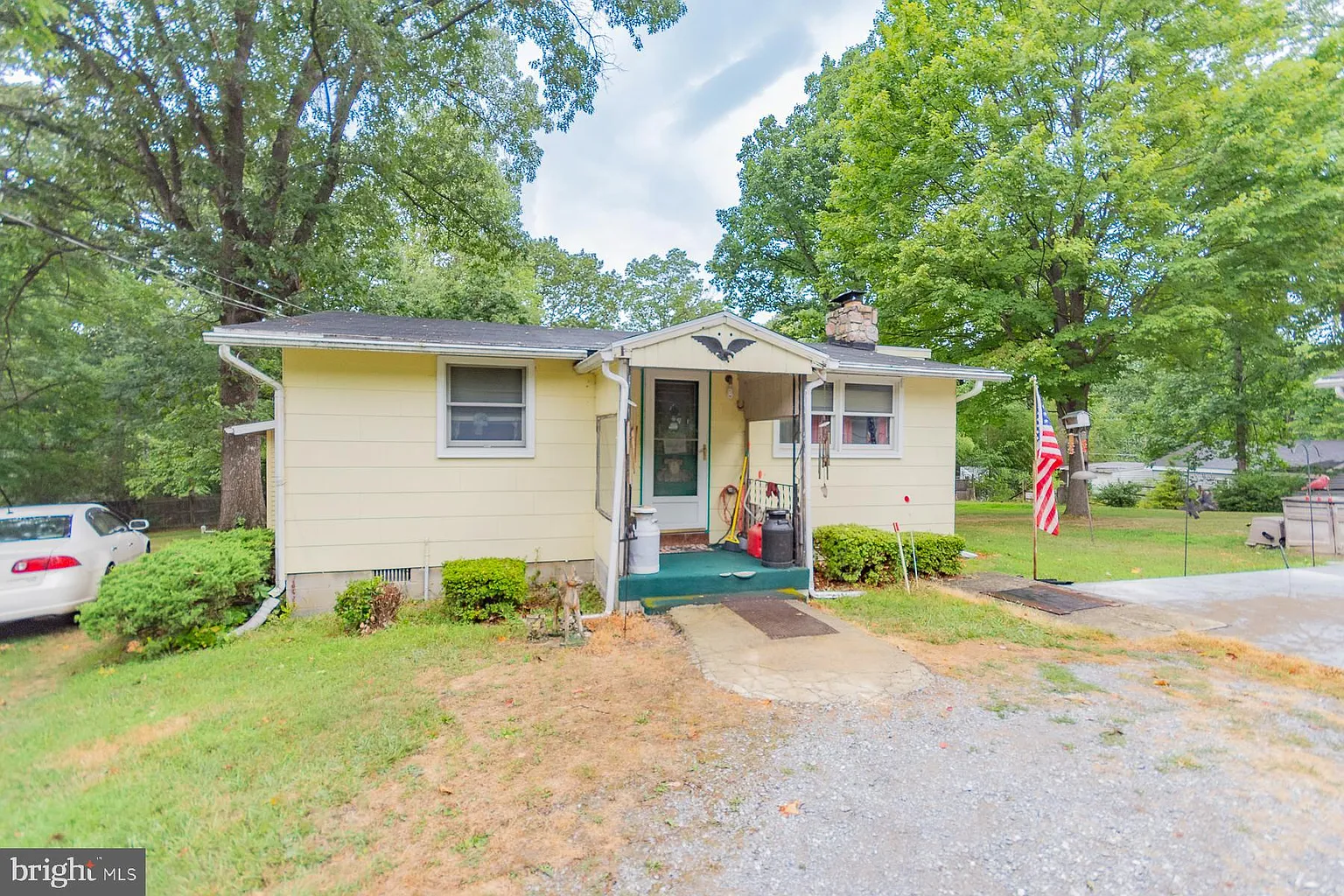 1227 Rolling Ln photo 1
