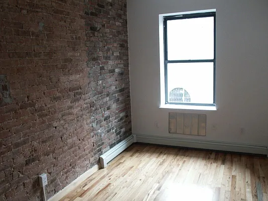 Rented by REAL New York | media 11