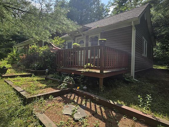 2nd image of 116 Christopher Way