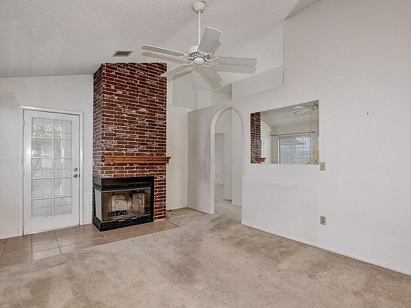 3rd image of 1915 S 39th St Unit 110