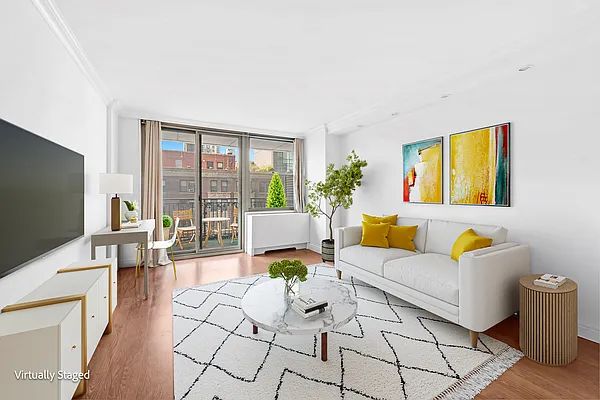 Sold by Compass | media 1