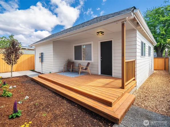 3020 18th Avenue S #A, Seattle, WA 98144