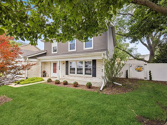 2nd image of 6155 Ivy Dr