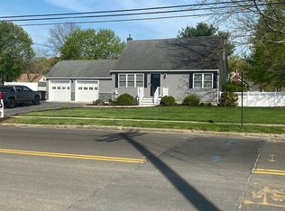 523 Orange Ave, Milford, CT 06461