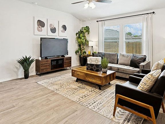 5th image of 1418 Eaton Dr #1088516