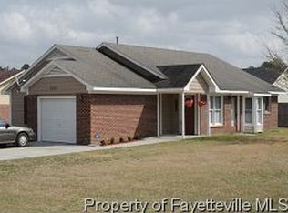 2225 Mossycup Ln, Fayetteville, NC 28304