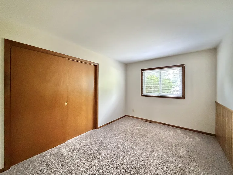 2437 S Country Ln — Photo 10