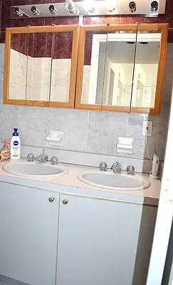 Rented by Tabak Real Estate | media 25