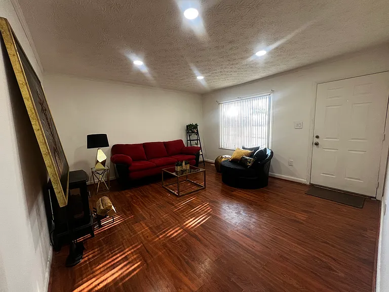 3737 Lori Sue Ave — Photo 11