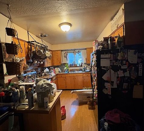 2nd image of 7955 SE Center St