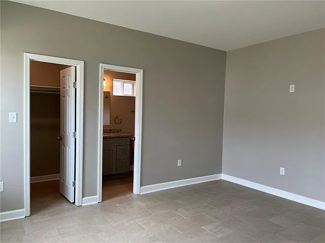 5119 Oak Dr — Photo 6
