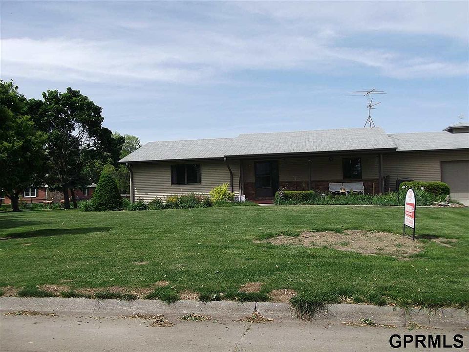 2nd image of 720 K St