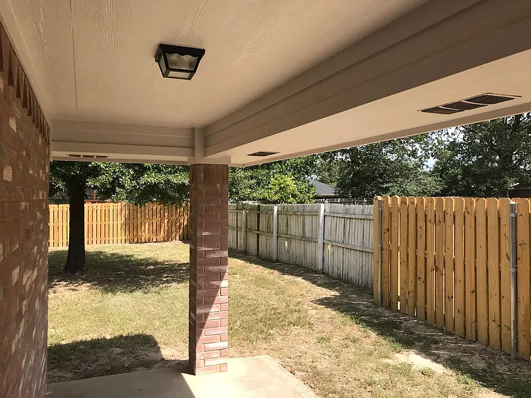 517 Molly Ln — Photo 27