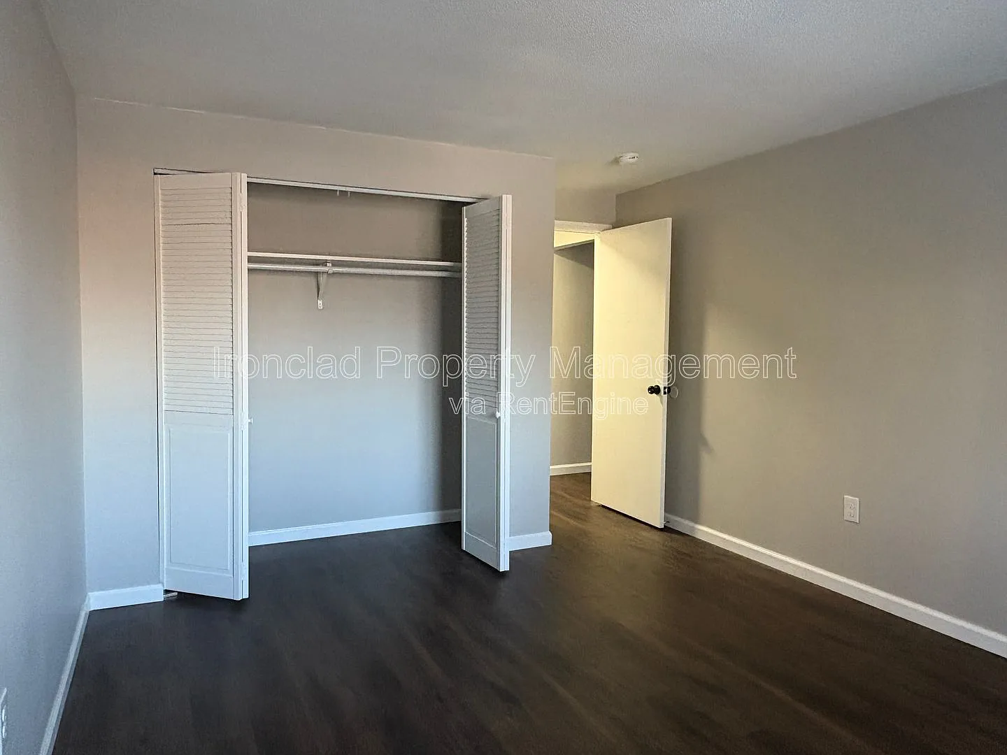 1 bed, 1.0 bath, 850 sqft, $1,357 — Photo 3