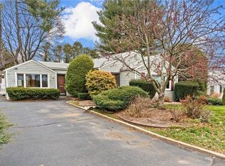 45 Rangeley Rd, Cranston, RI 02920