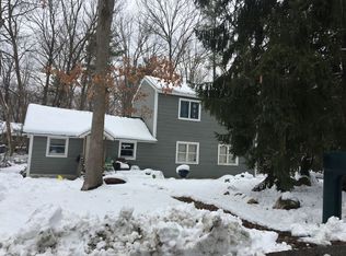 307 W Lakeshore Dr, Highland Lakes, NJ 07422