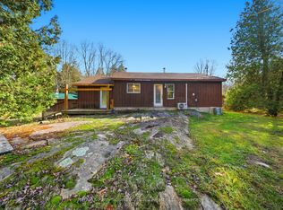 66 Clear Lake Rd, Seguin, ON P2A2W8