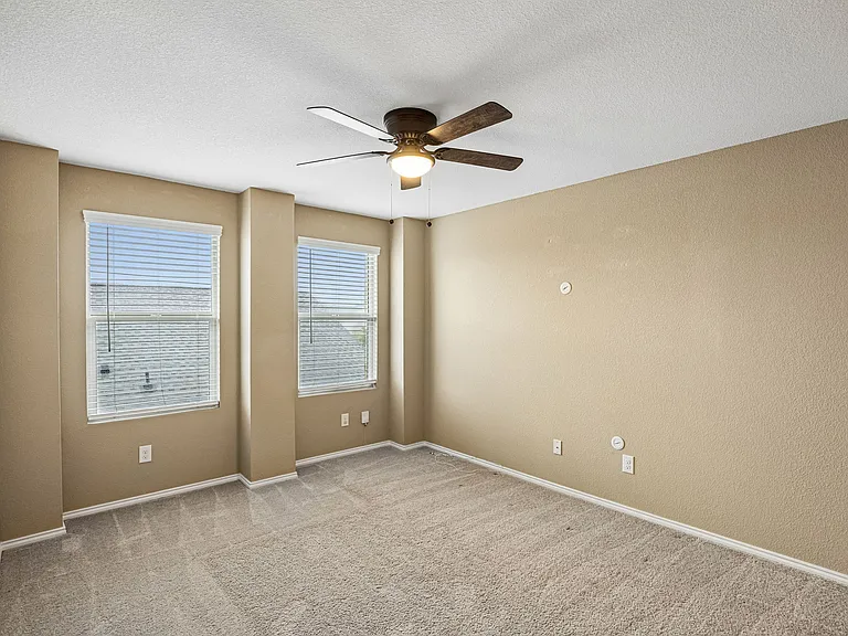 1605 Fields View Dr — Photo 22