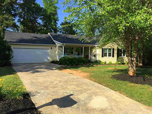 2nd image of 121 Loblolly Dr