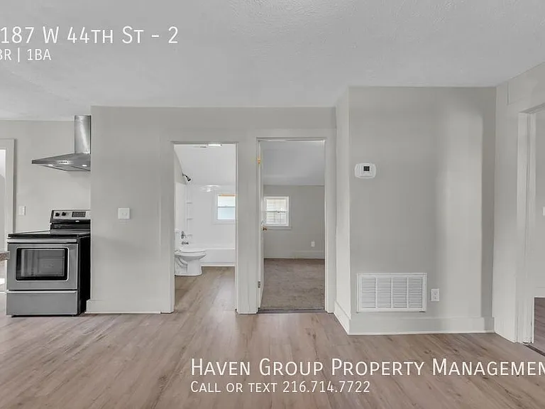 3187 W 44th St #2 — Photo 8