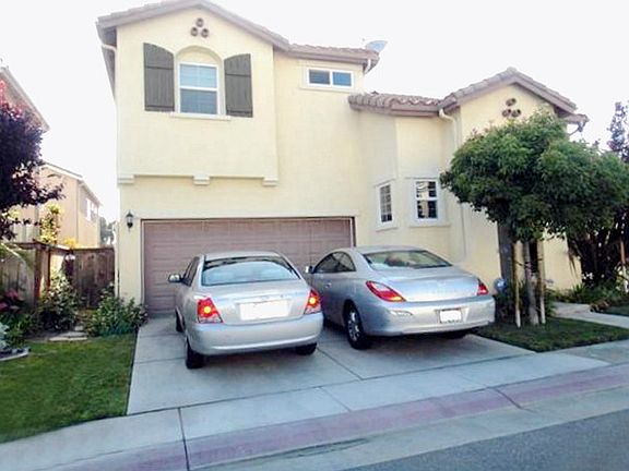 5th image of 9064 Sylmar Ave