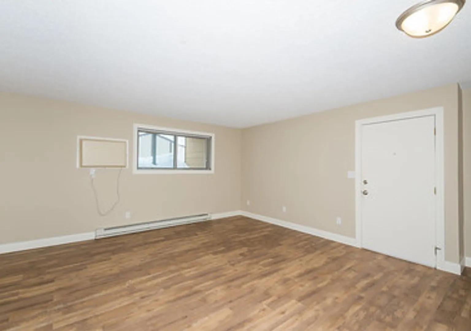 GC Apartments 2513 — Photo 2