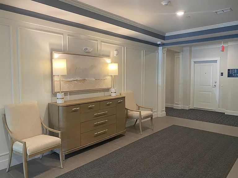 2 Winslow Ln #410 — Photo 6