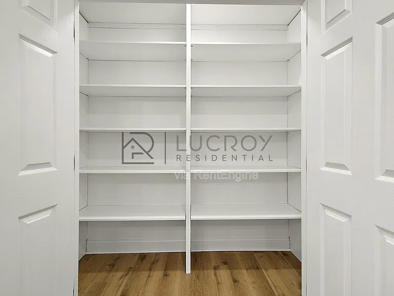 816 Winthrop Cir — Photo 31