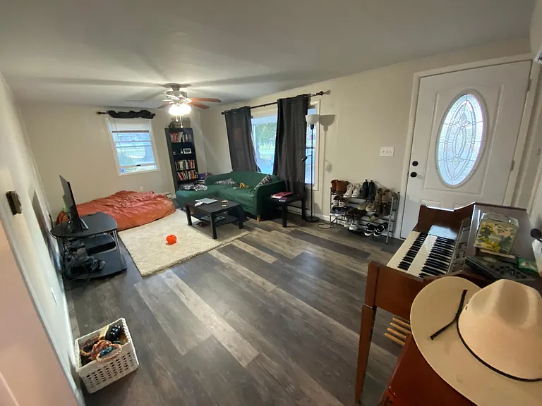 34 Boxwood Ln #1 — Photo 15
