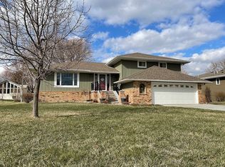207 W Wyoming St, Crofton, NE 68730